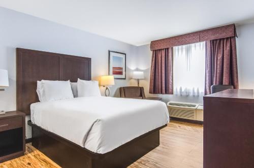red lion inn and suites des moines