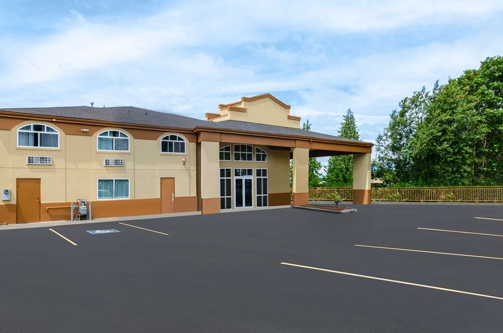 red lion inn and suites des moines