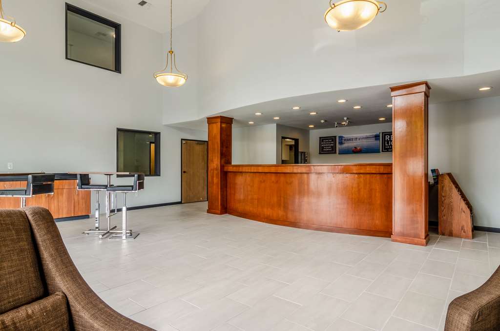 red lion inn and suites des moines