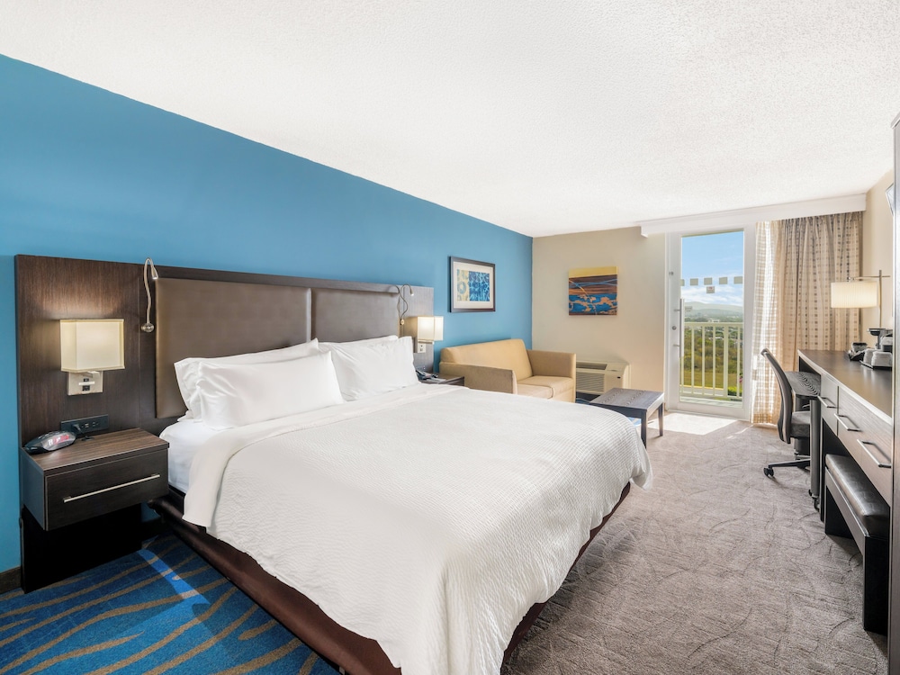 holiday inn ponce and tropical casino by ihg
