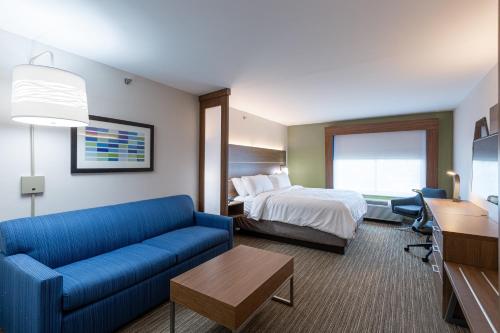 holiday inn express and suites arlington north stadium area