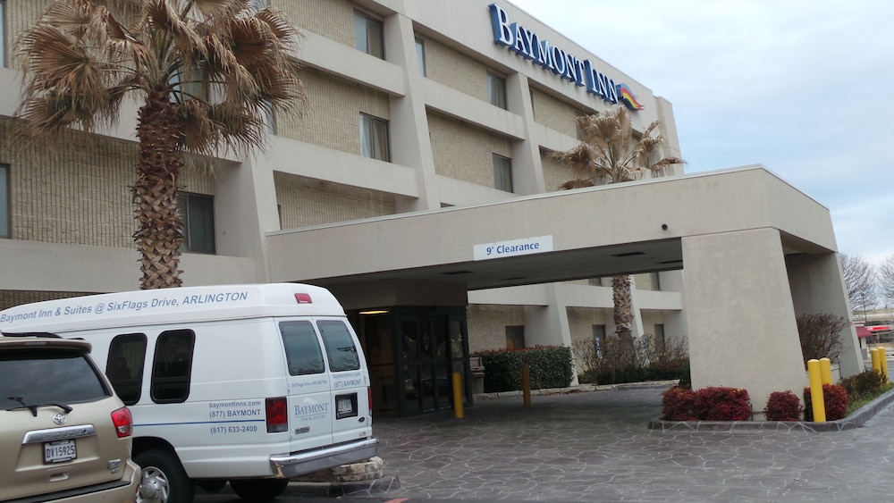 baymont by wyndham arlington at six flags dr