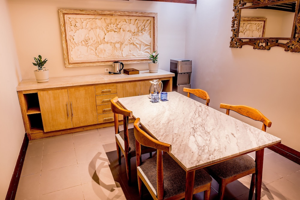 rama residence petitenget hotel