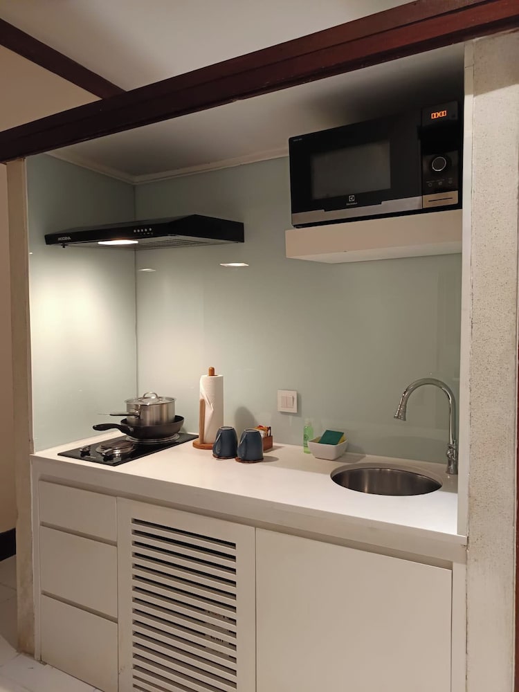 rama residence petitenget hotel