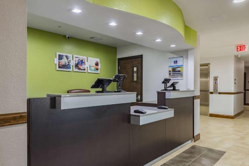 studio 6 plano tx