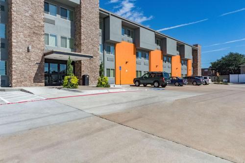 studio 6 plano tx