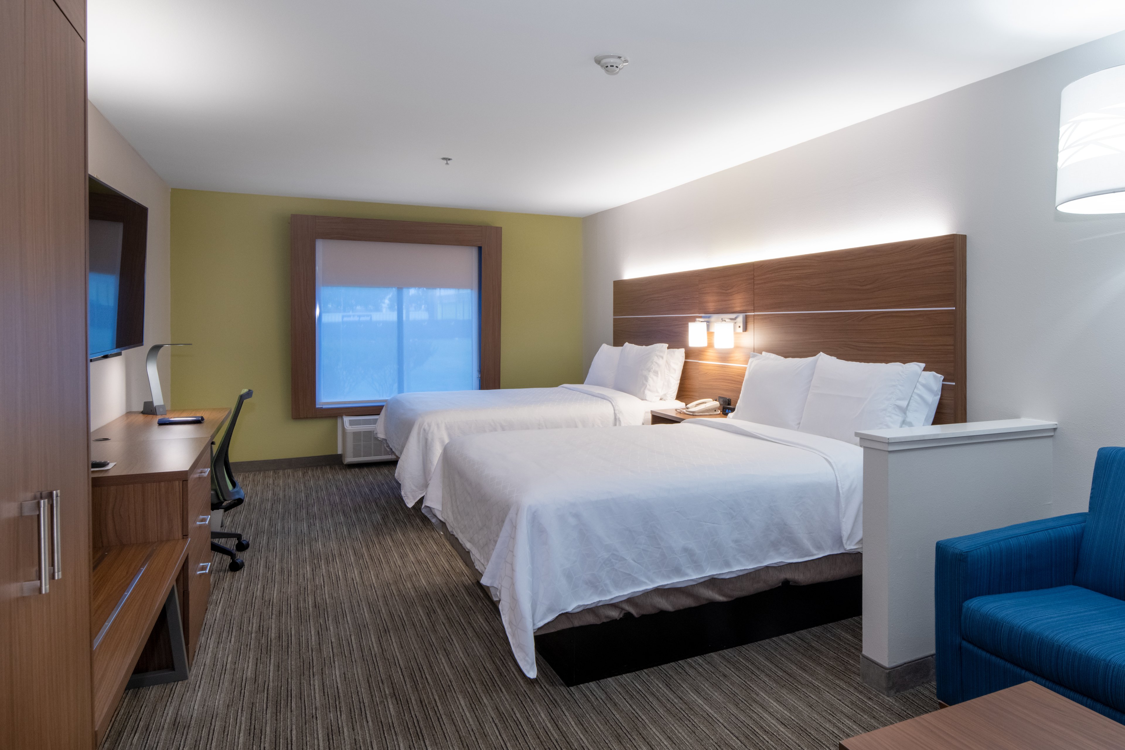 holiday inn express arlington by ihg