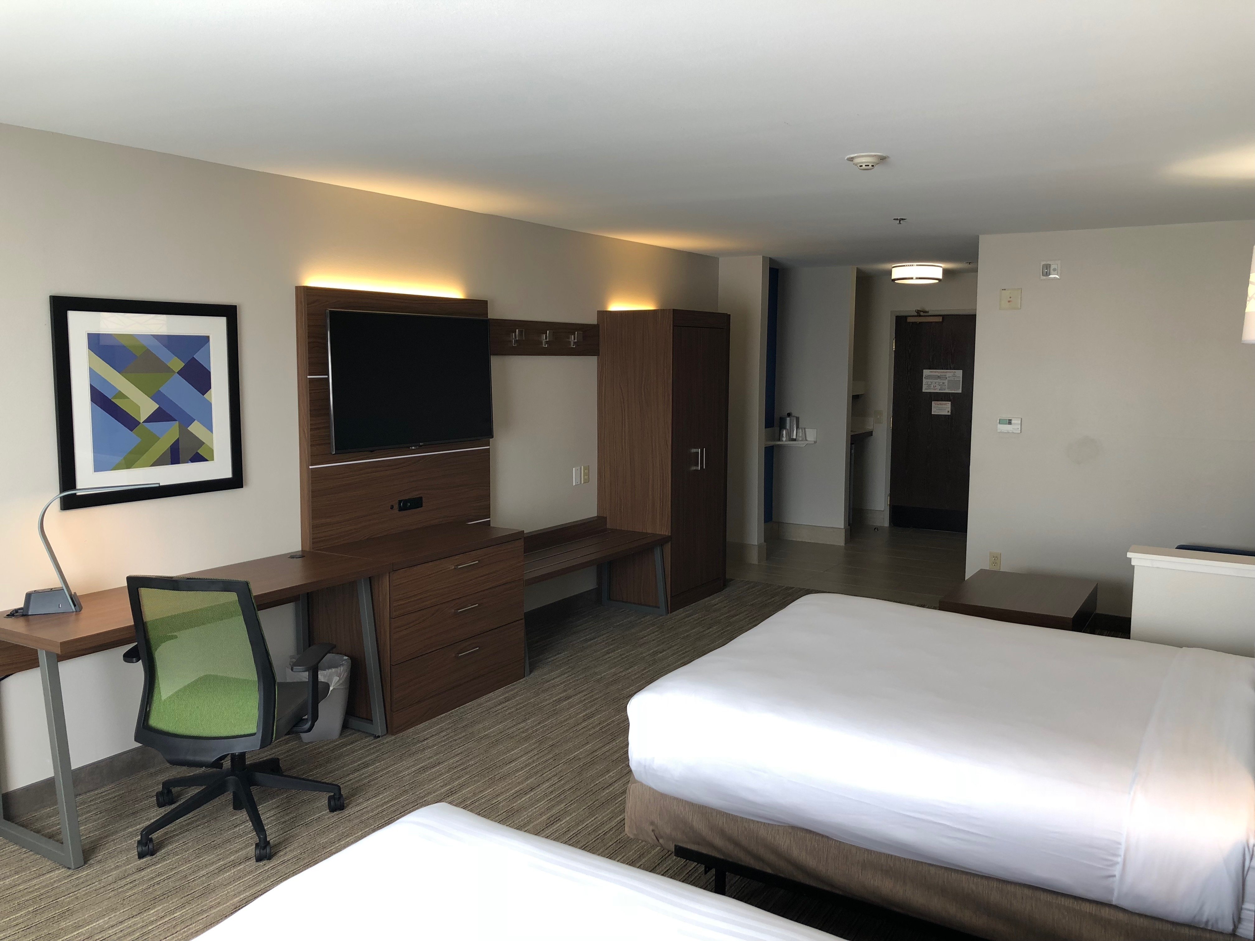 holiday inn express arlington by ihg