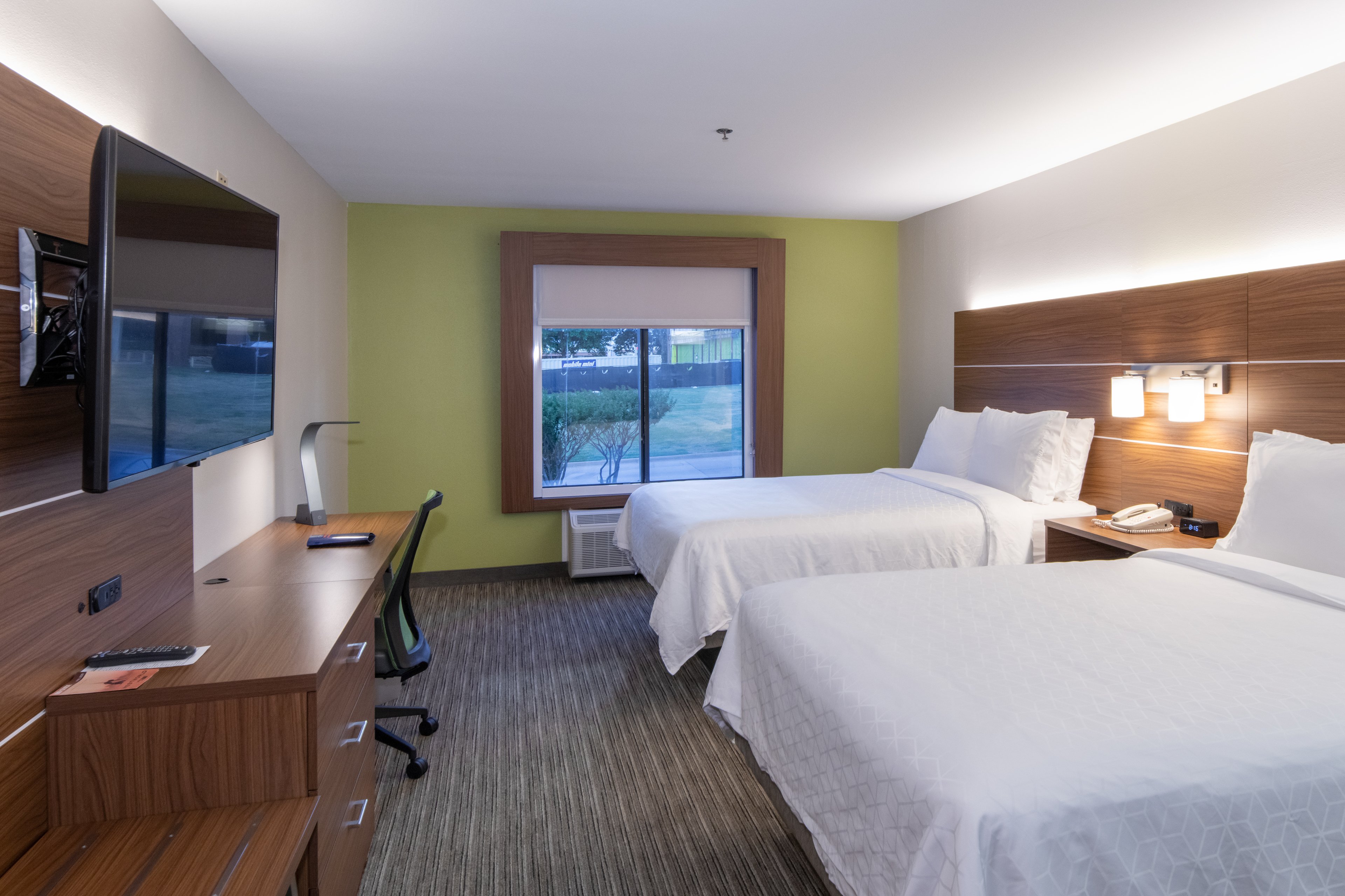 holiday inn express arlington by ihg