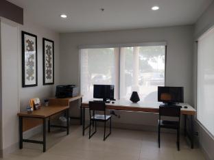 Holiday Inn Express Arlington By Ihg,Dallas>>Arlington,3 star