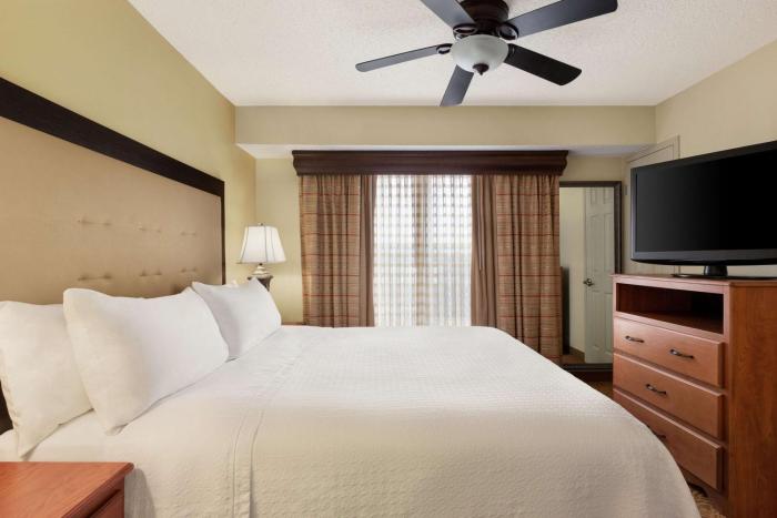 homewood suites dallas park central
