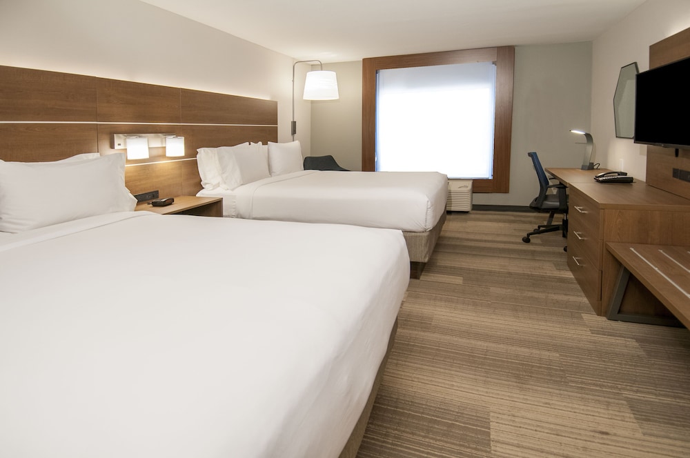 holiday inn express and suites dallas north tollway