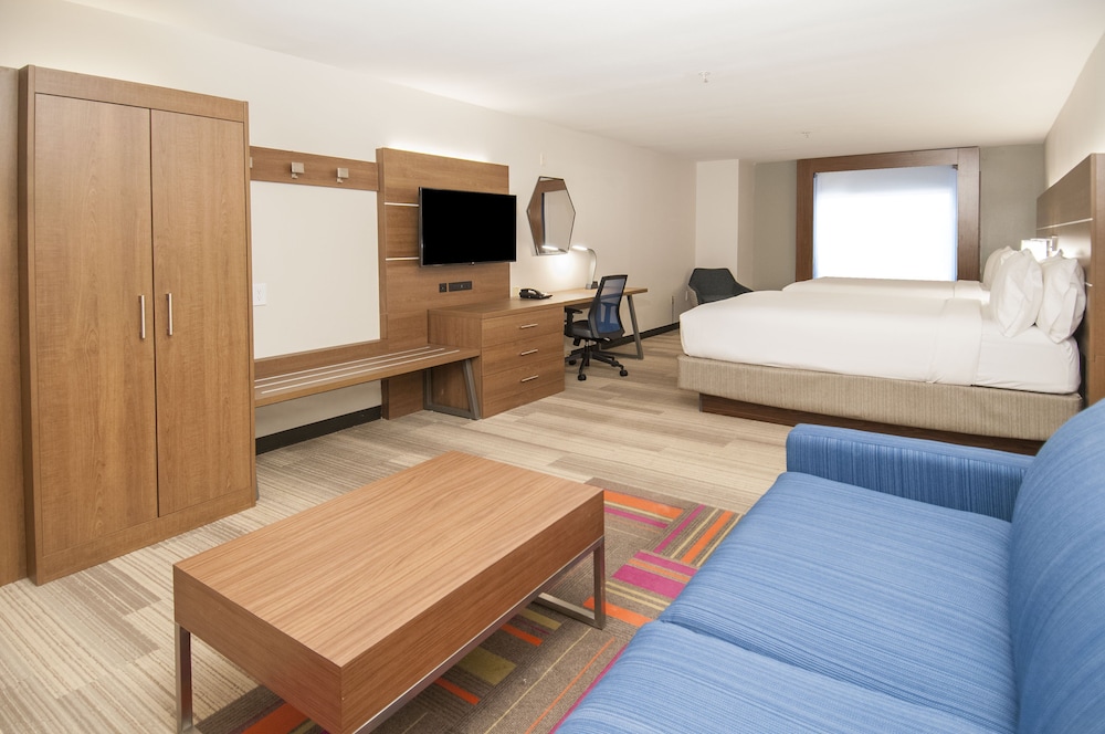 holiday inn express and suites dallas north tollway