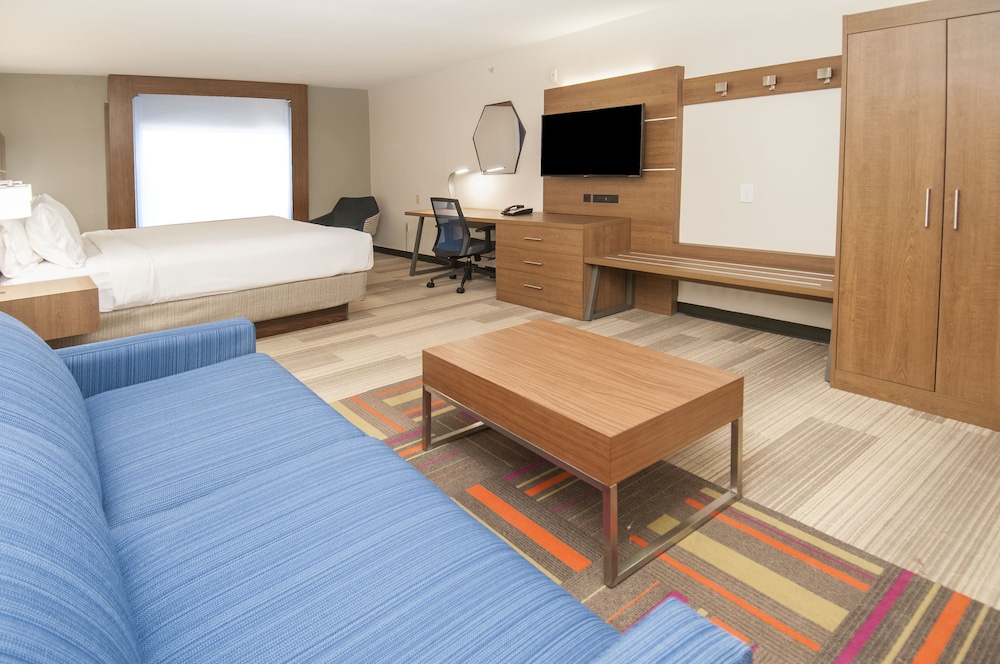 holiday inn express and suites dallas north tollway