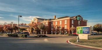 Holiday Inn Express And Suites Dallas-North Tollway,Plano>>Dallas,3 star