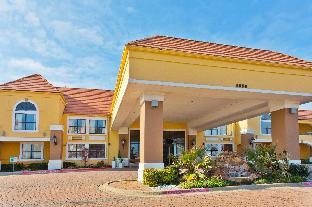 holiday inn express hotel and suites dfw north