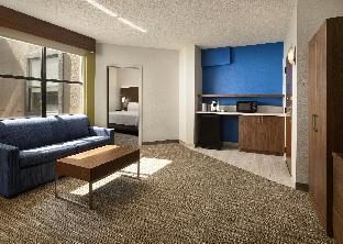 holiday inn express hotel and suites dfw north