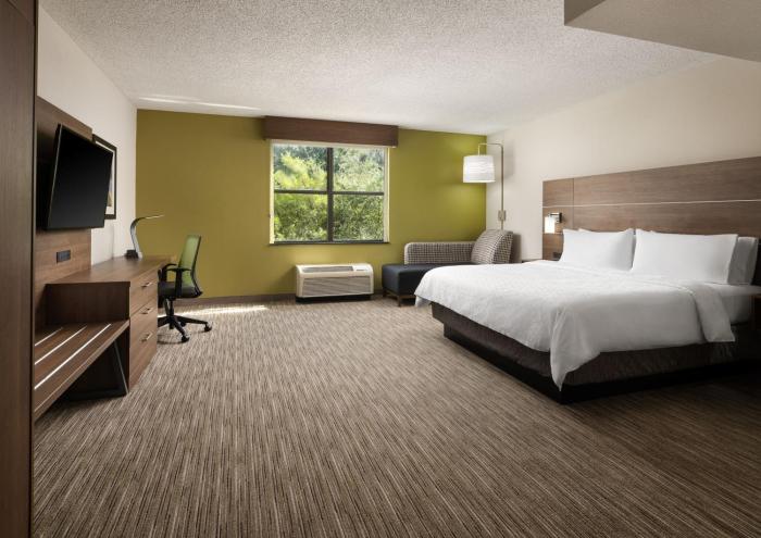 holiday inn express hotel and suites dfw north