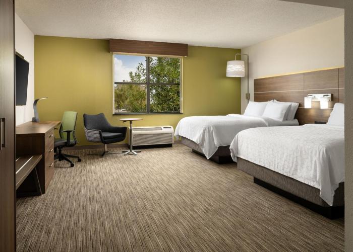 holiday inn express hotel and suites dfw north