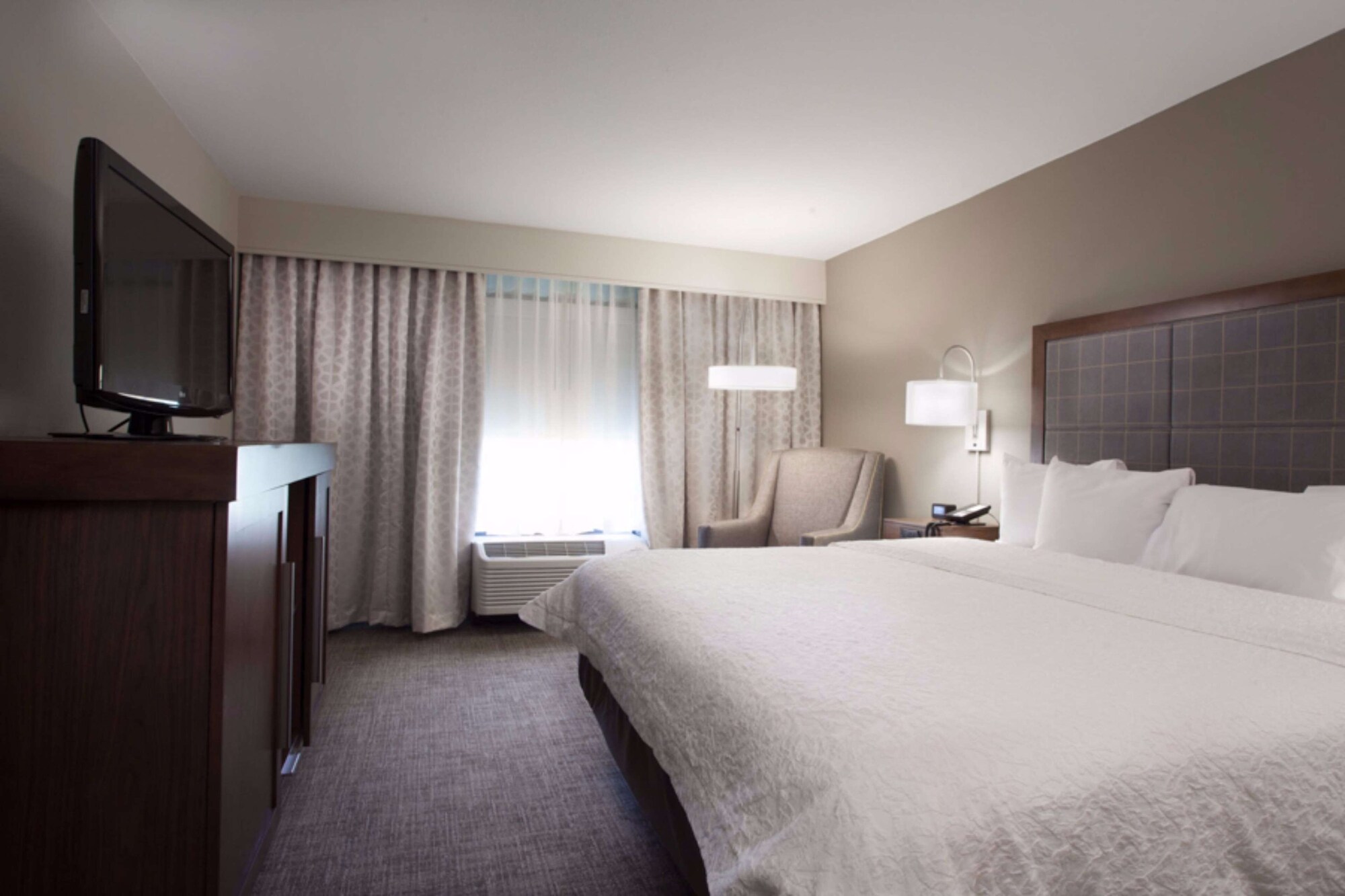 hampton inn and suites dallas dfw airport north grapevine