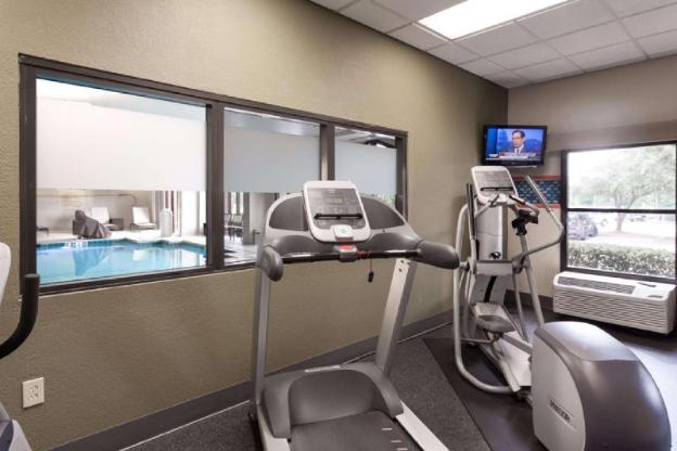 hampton inn and suites dallas dfw airport north grapevine