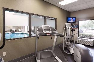 hampton inn and suites dallas dfw airport north grapevine
