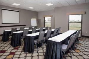 hampton inn and suites dallas dfw airport north grapevine