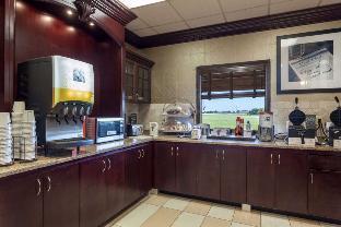 hampton inn and suites dallas dfw airport north grapevine