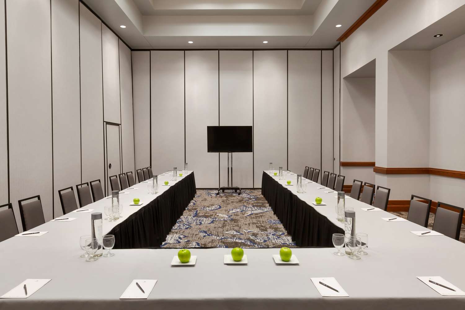 embassy suites by hilton dallas dfw airport north