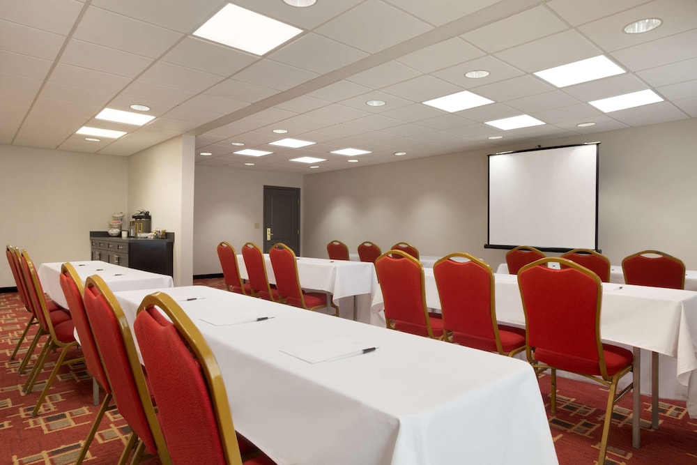 country inn and suites by radisson dfw airport south tx