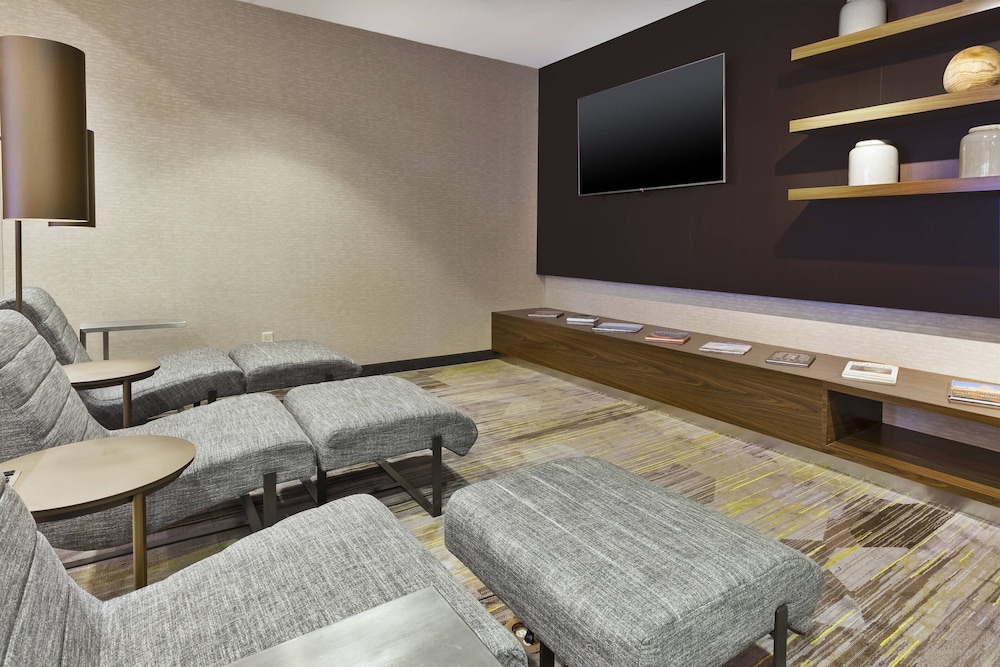 Courtyard By Marriott Secaucus Meadowlands,Hudson County>>Hoboken,3 star