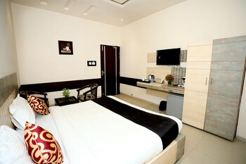 hotel bhagyaraj palace best hotel in kanpur