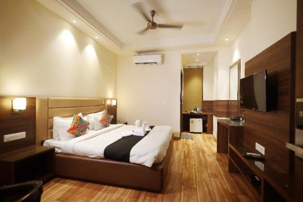 hotel bhagyaraj palace best hotel in kanpur