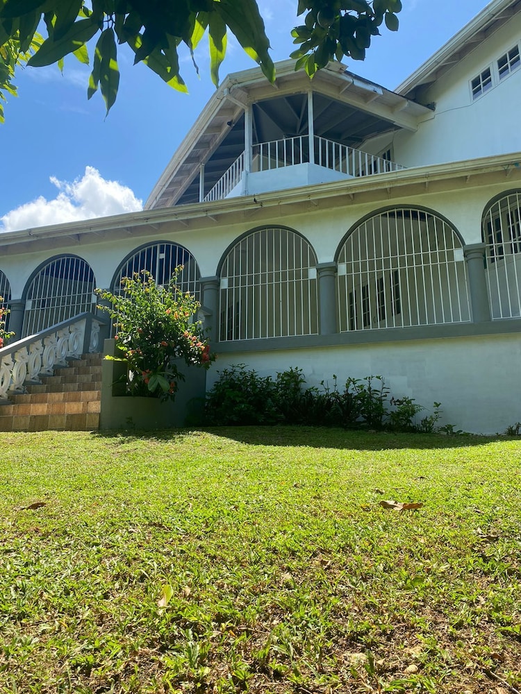 lachemar guest house