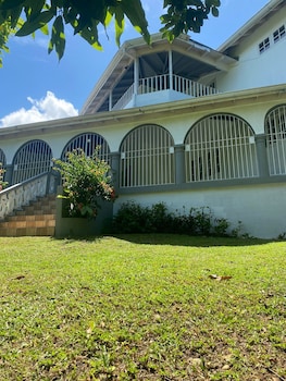 lachemar guest house