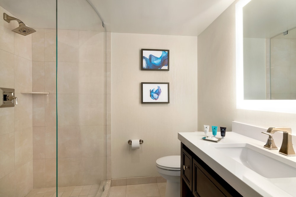 crowne plaza philadelphia king of prussia by ihg
