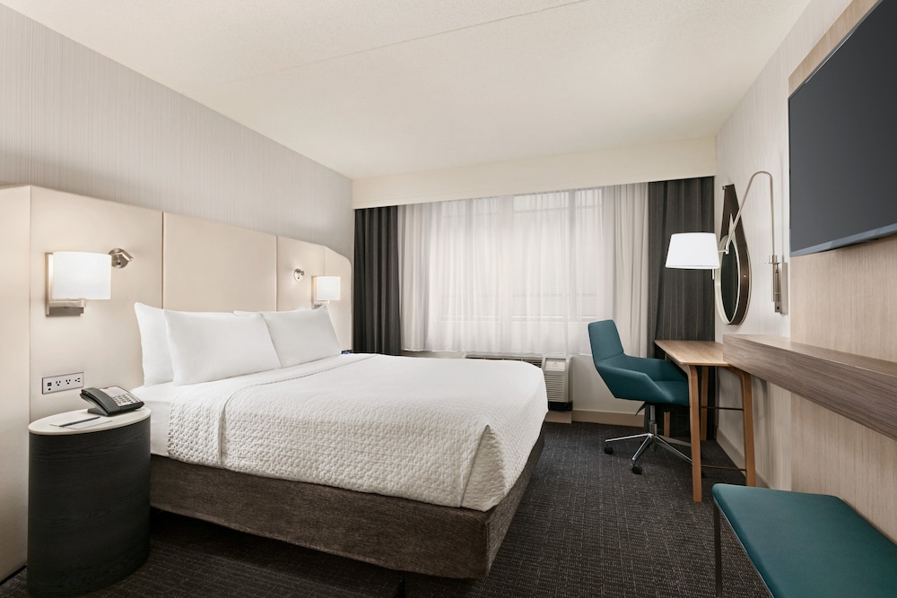 crowne plaza philadelphia king of prussia by ihg