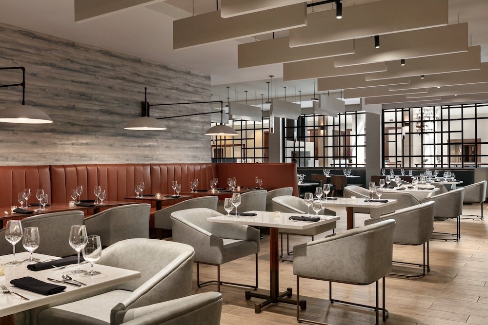crowne plaza philadelphia king of prussia by ihg