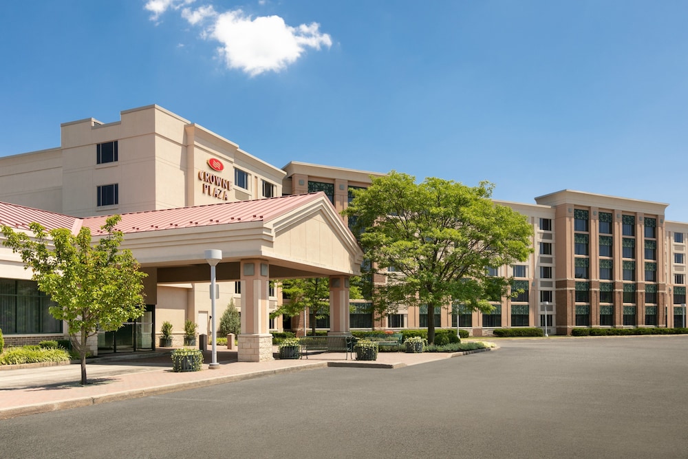 crowne plaza philadelphia king of prussia by ihg