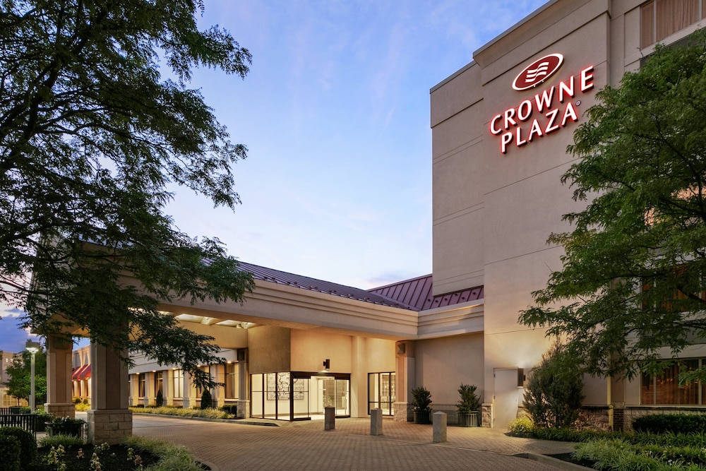 crowne plaza philadelphia king of prussia by ihg