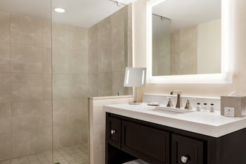 Crowne Plaza: Philadelphia - King Of Prussia By Ihg,Norristown>>King Of Prussia,4 star