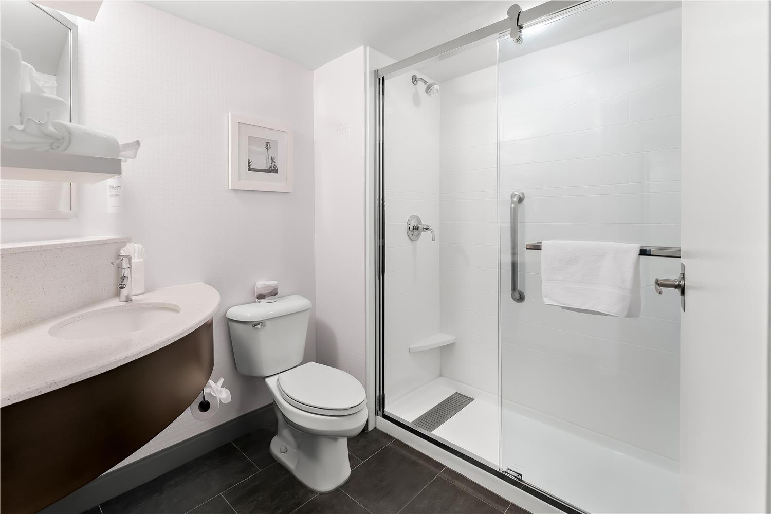 hampton inn and suites newtown