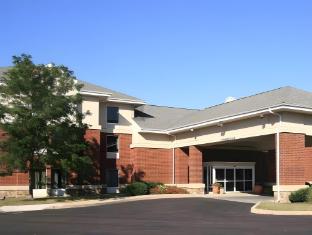 hampton inn and suites newtown