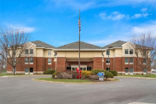 hampton inn and suites newtown