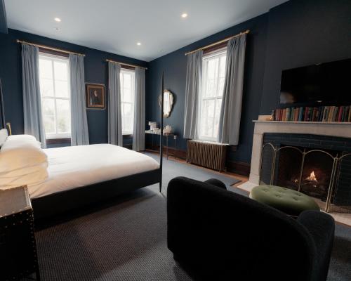 The Bookhouse Hotel At Faunbrook,Chester County>>Chester,2 star