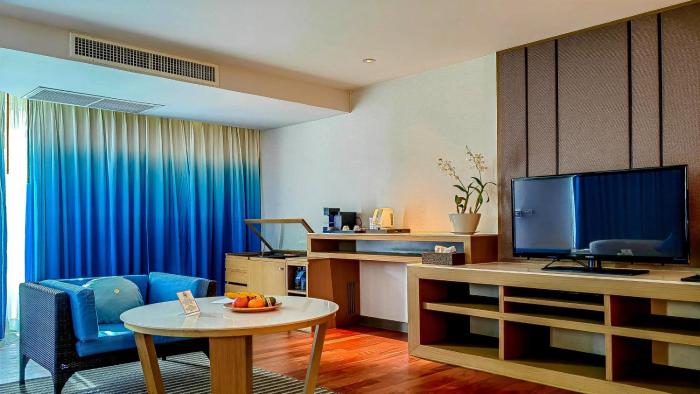 holiday inn resort phuket by ihg