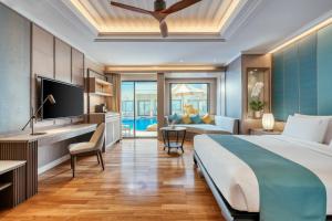 holiday inn resort phuket by ihg