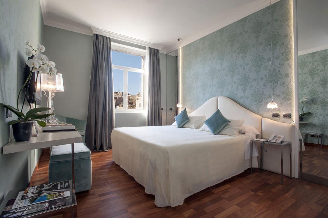 sina bernini bristol autograph collection