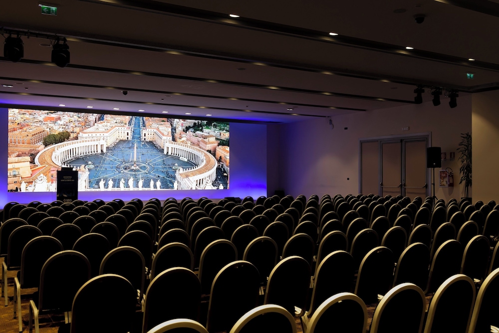 crowne plaza rome st peters hotel and spa by ihg