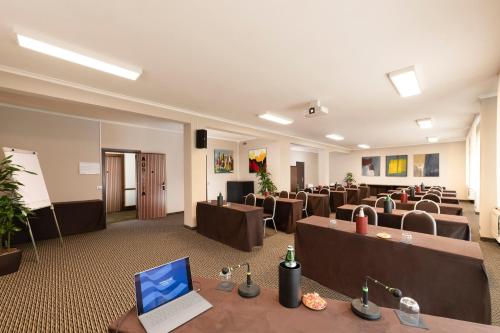 crowne plaza rome st peters hotel and spa by ihg